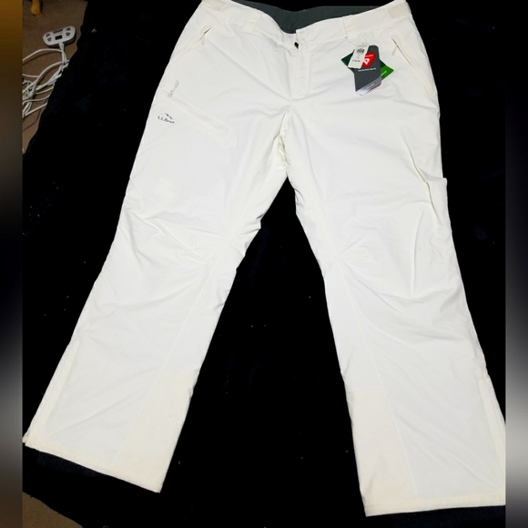 L.L. Bean Pants - L.L. Bean women's plus size 1X bone white snow pants